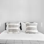 Guestready - Fantastic Flat Near S. Jorge Castle Апартаменты *