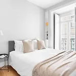 Апартаменты Guestready - Fantastic Flat Near S. Jorge Castle *
